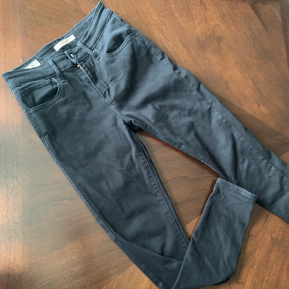 721 LEVIS